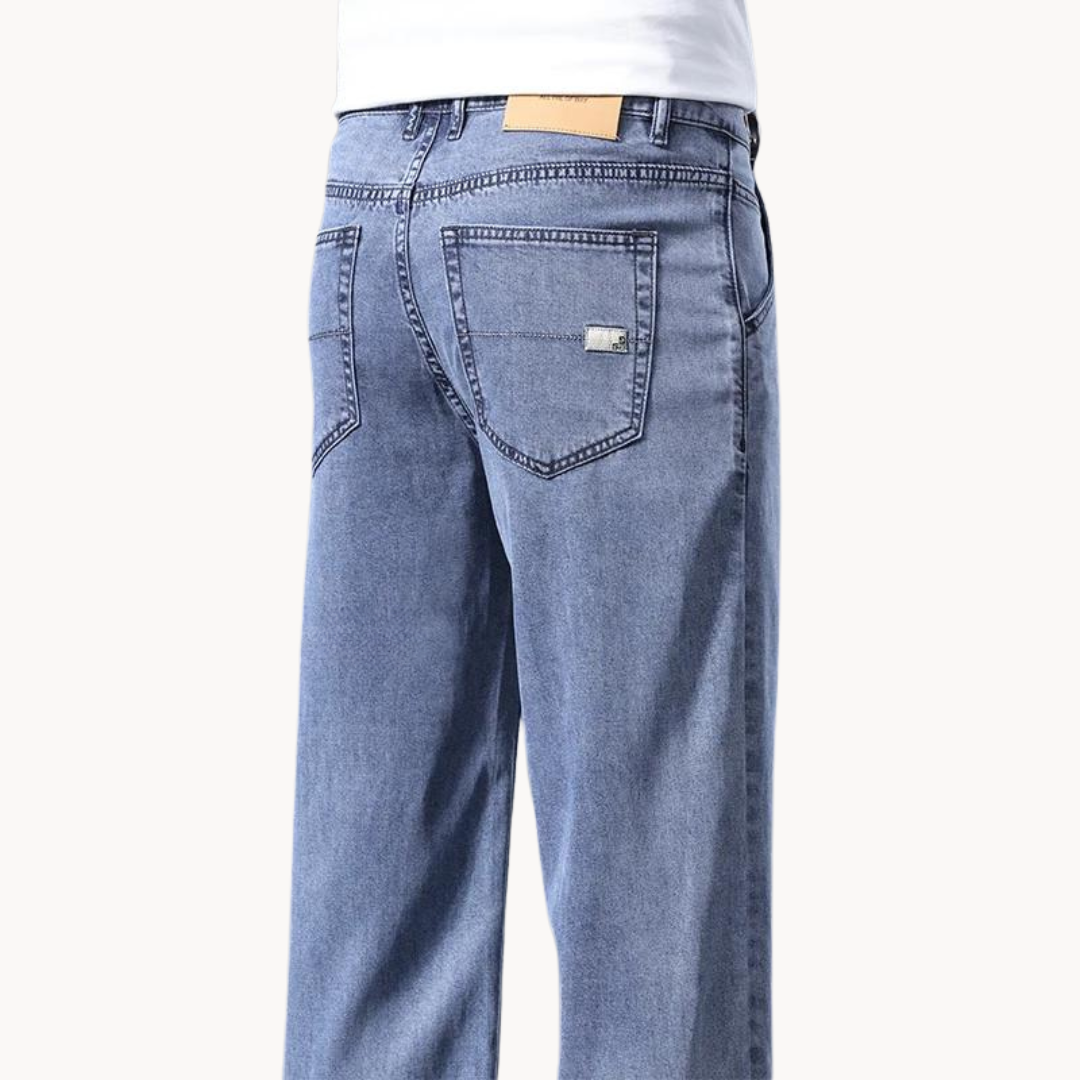 Niklas Relaxed Straight Jeans