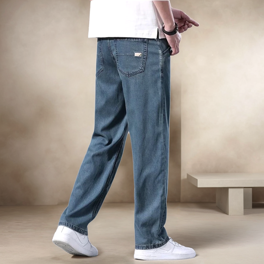 Niklas Relaxed Straight Jeans